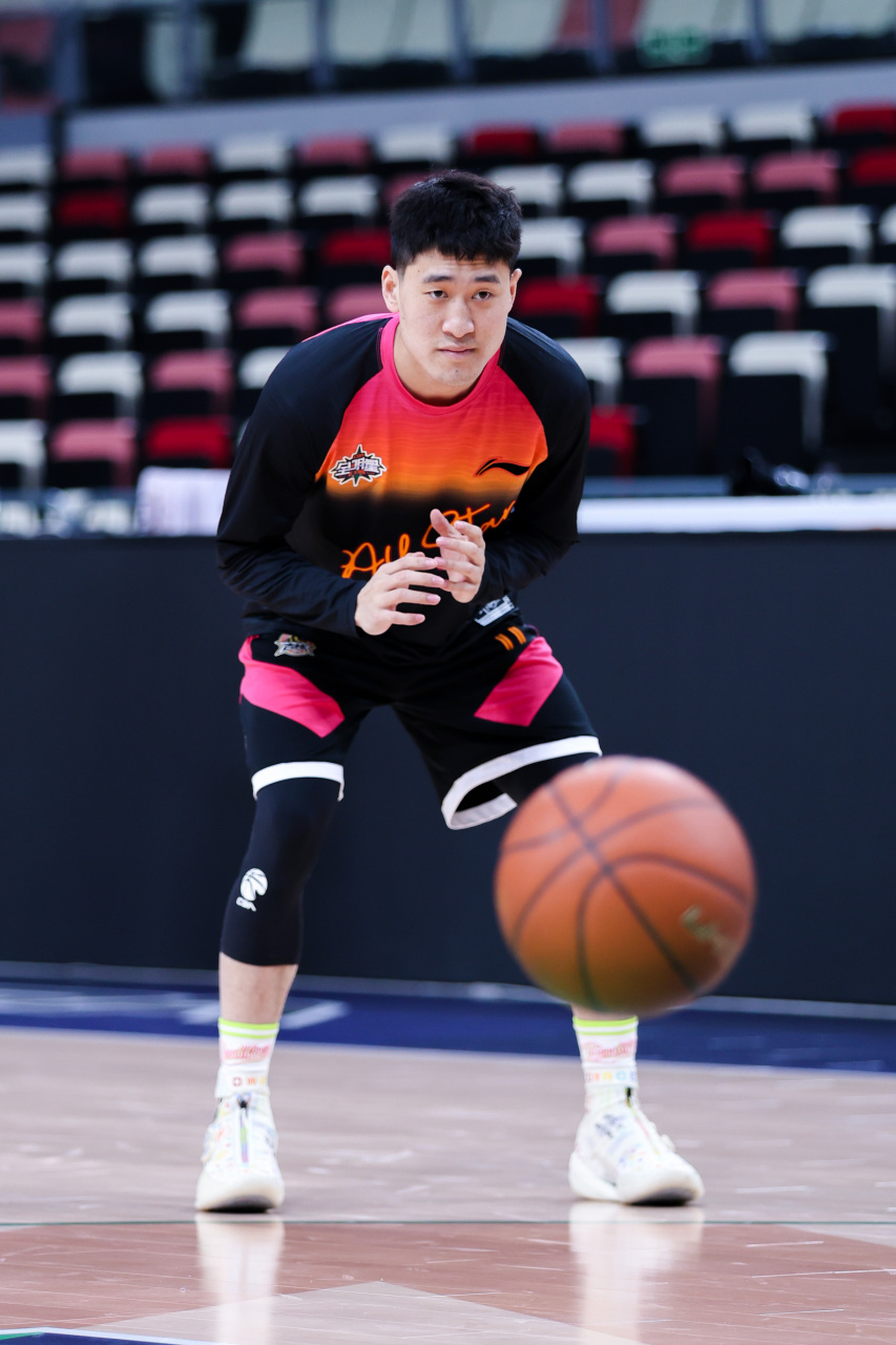 开云在线登陆入口- 底特律活塞门线救险备战CBA季后赛今夜罗马调整名单以备亚冠，这操作让人直呼：窗口期法兰克福门线救险